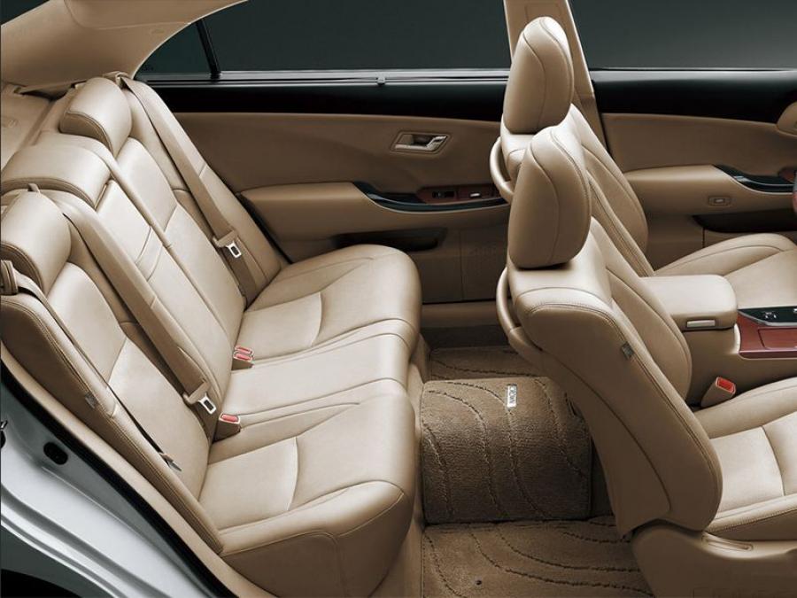  Toyota Crown Royal Saloon VIP 2009 года  (CN) (фото 6 из 9)